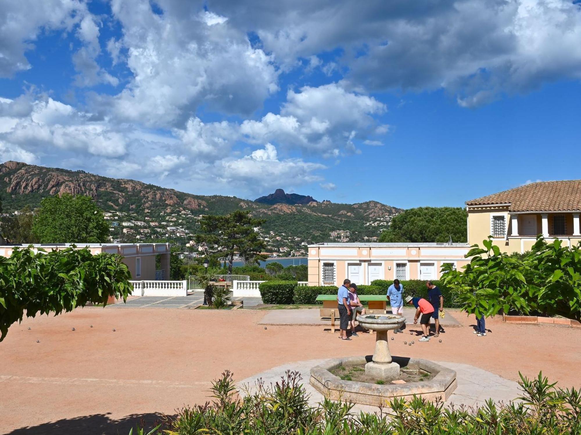 Apartment Village Cap Esterel - Les Bastides-6 By Interhome Saint-Raphaël Zewnętrze zdjęcie